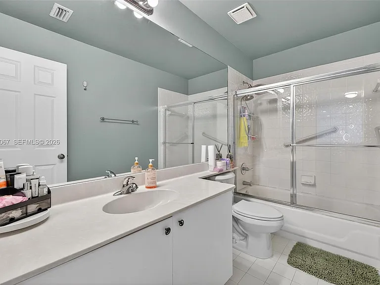 18498 E Covington Trce #18498 — Photo 42