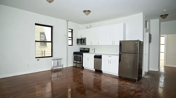 Rented by BRICK & GALO REALTY CORP | media 10