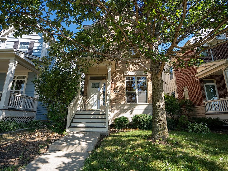 1st image of 2422 W Lake Ave