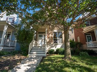 2422 W Lake Ave, Glenview, IL 60026