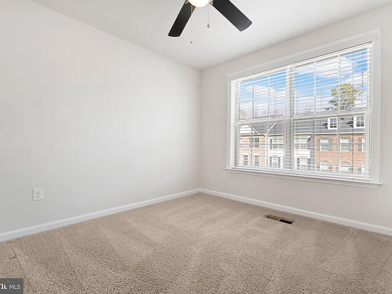 15211 Lady Lauren Ln — Photo 20