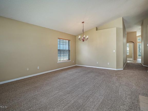 3rd image of 1657 Austin Ln