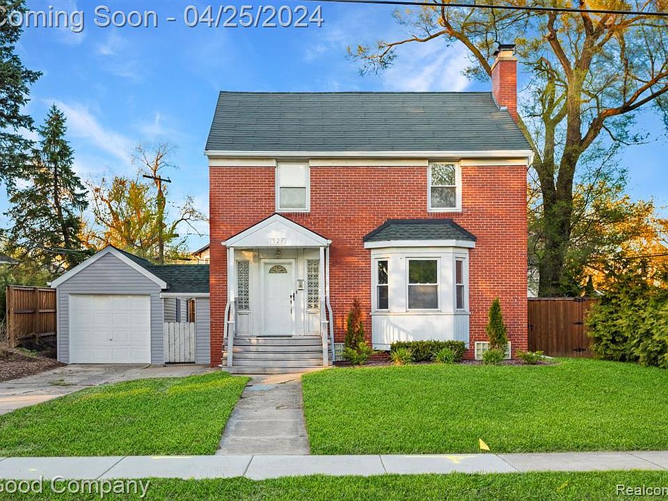1526 Crooks Rd, Royal Oak, MI 48067 Zillow