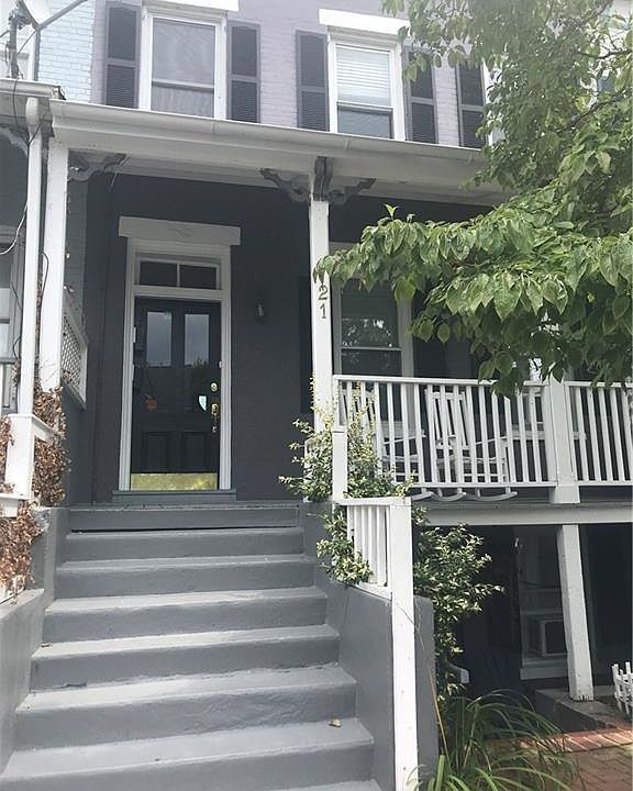 1st image of 21 Bridge St #3