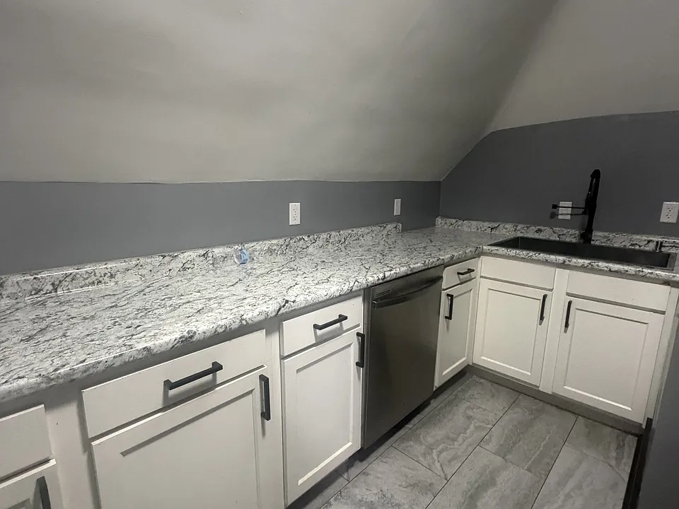 108 E 12th Ave #3