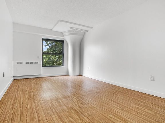 4th image of 204 Huntington St APT 1O