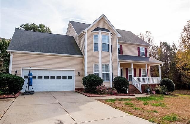 1st image of 7916 White Cliffs Dr