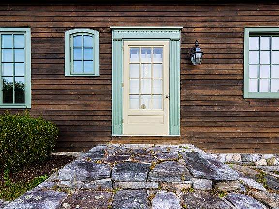 368 Cornwall Bridge Road