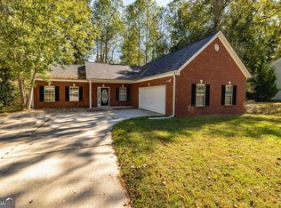224 Autumn Ridge Dr, Griffin, GA 30224