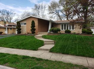 1500 Carson Dr, Homewood, IL 60430