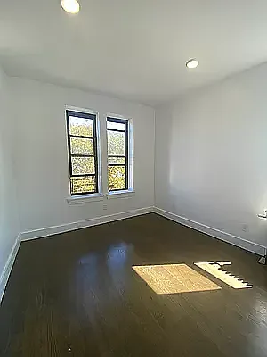 1918 Avenue M — Photo 1