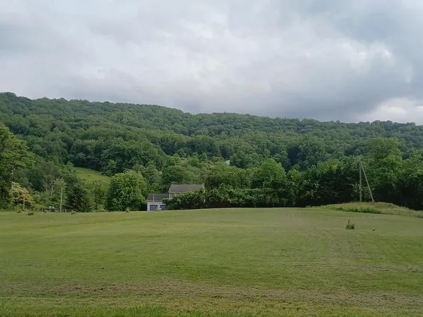 Carolyns Way, Linden, VA 22642