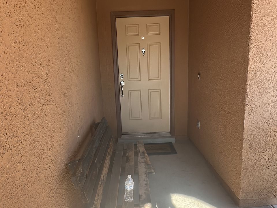 2nd image of 912 Talavera Dr