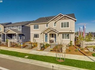 17068 SE Crossroads Ave #2, Happy Valley, OR 97086