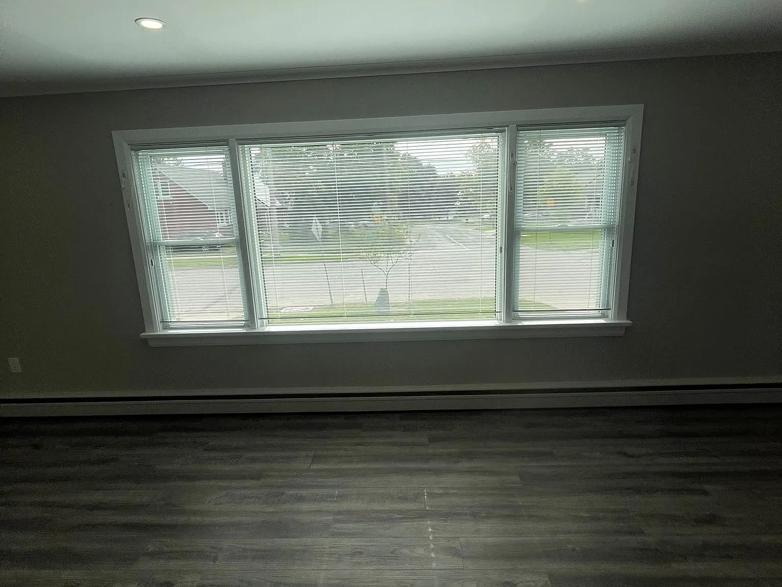 2 bed, 900 sqft, $1,800 — Photo 3