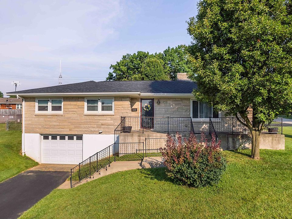 1st image of 300 Mockingbird Ln