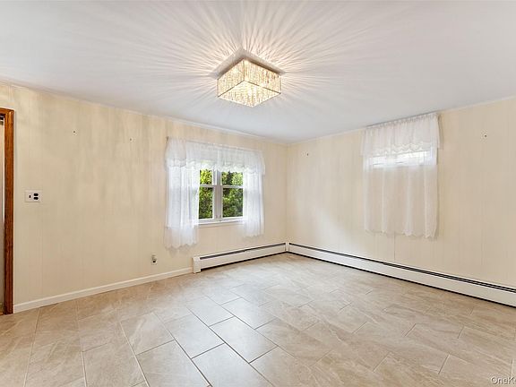 5th image of 162 Midland Avenue
