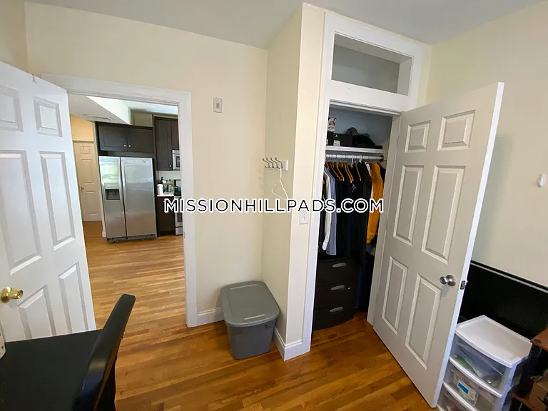 830 Huntington Ave #3 — Photo 35