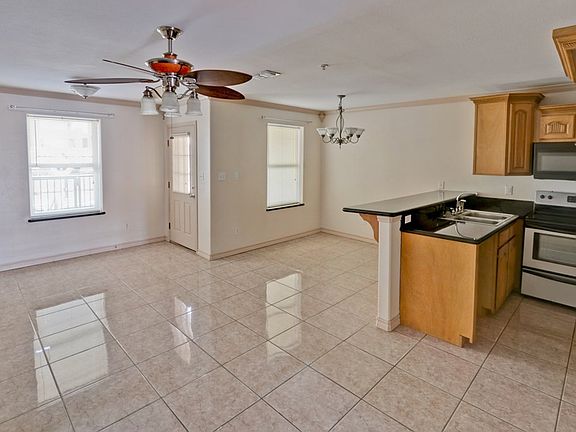 2nd image of 106 E Campeche St #2A-78597OTH