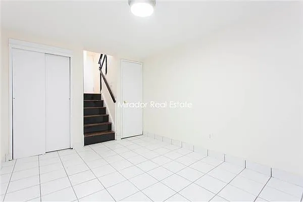 Rented by Mirador Real Estate | media 9