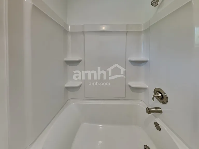 618 Grohmann Path — Photo 18