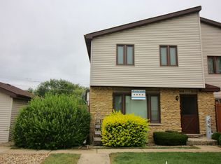 219 E Woodlawn Rd, New Lenox, IL 60451