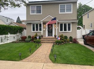 2449 Williams Ct, Bellmore, NY 11710