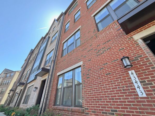 43443 Stonewood Crossing Ter, Ashburn, VA