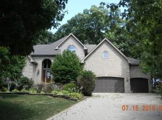 611 Timber Ridge Dr, Bartlett, IL 60103