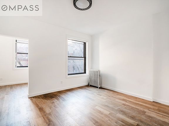 3rd image of 239 W 105th St APT 8