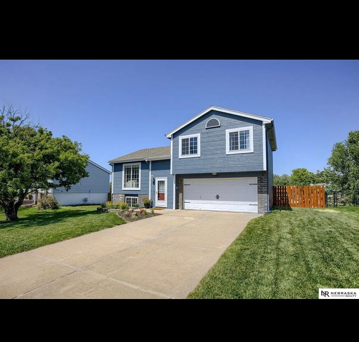 3 bed, 1456 sqft, $2,600 — Photo 1
