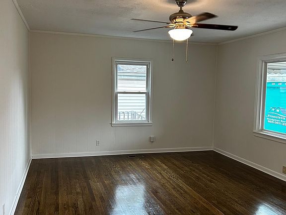 3rd image of 1008 Oglewood Ave