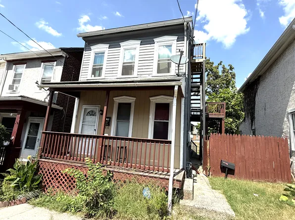 413 Lincoln Ave #2, Pottstown, PA 19464