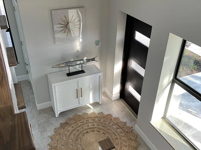 500 Periwinkle Way — Photo 4