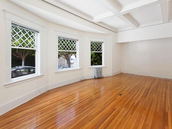 5th image of 2754 Pierce St APT 12