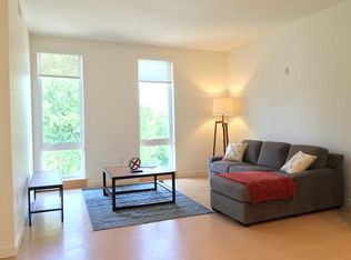 57 Olympia Dr, Amherst, MA 01002