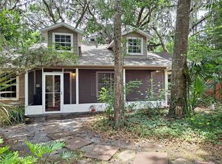 495 SE Tuscawilla Rd, Micanopy, FL 32667