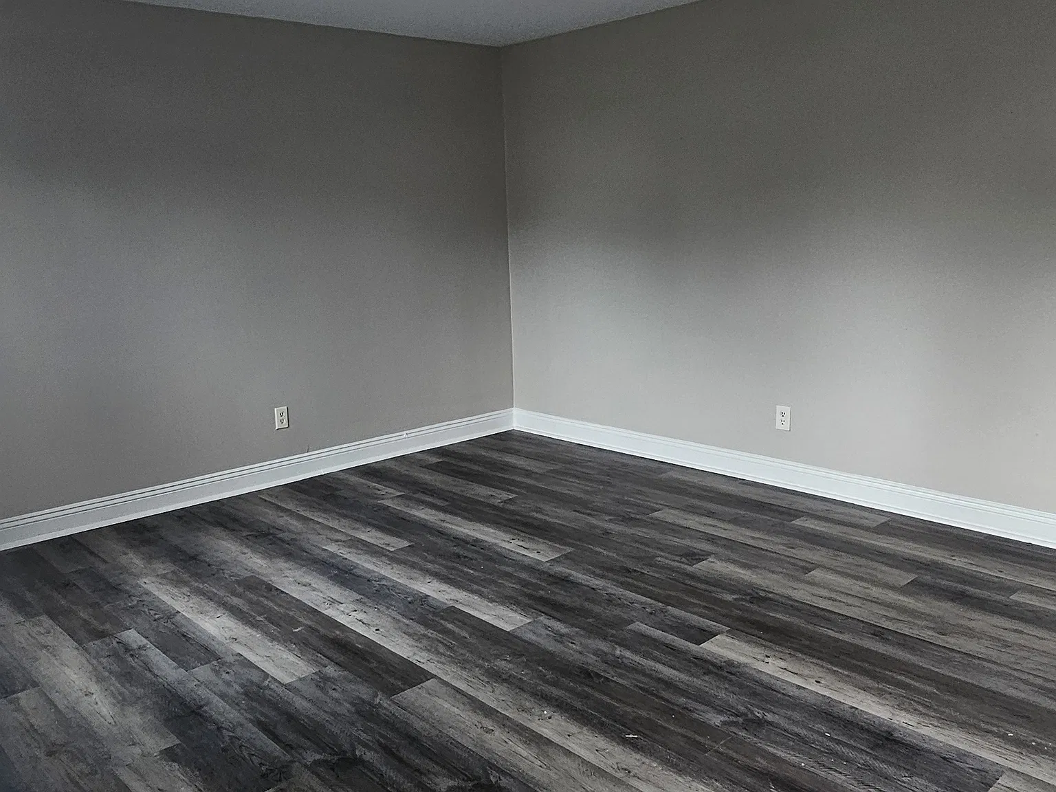 3 bed, 1280 sqft, $1,800 — Photo 2