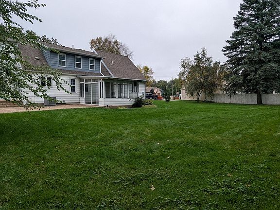 2nd image of 1639 Massee St