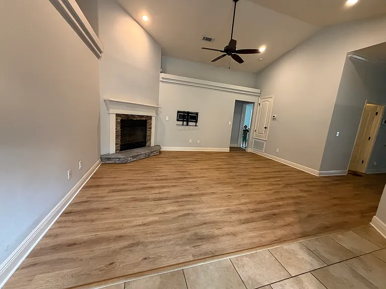 5563 Tucker Cir — Photo 9