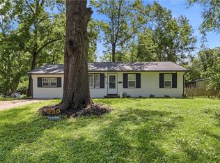 10515 Palmer Ave, Kansas City, MO 64134