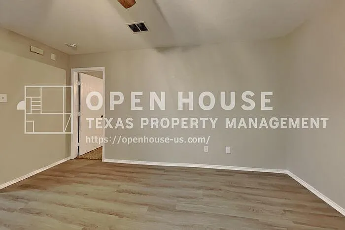 6621 Meadow Way Ln — Photo 3