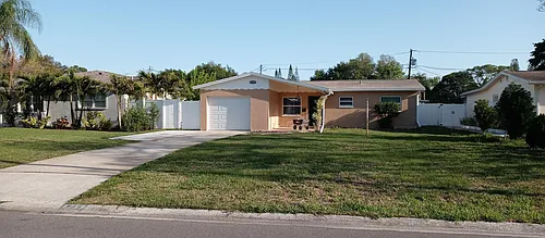 5769 15th Ave N Photo 1