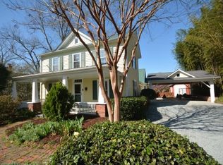 212 S Hillsborough Ave, Hillsborough, NC 27278