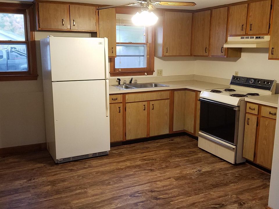 1st image of 26 Arlington St APT 3