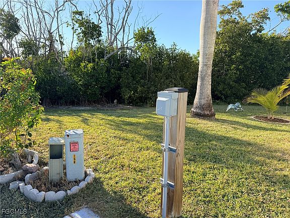 4th image of 19681 Summerlin Rd #441