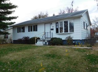 1510 Winston Dr, Champaign, IL 61821