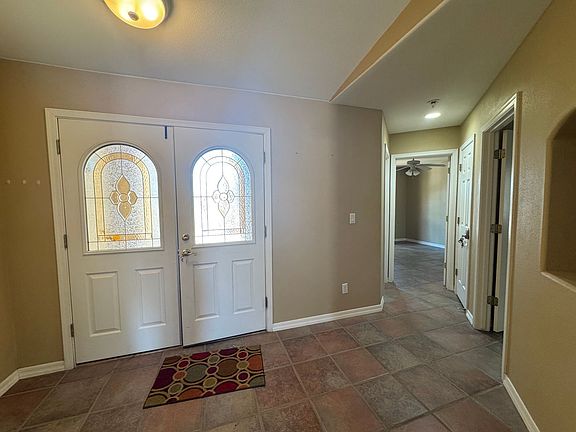 3rd image of 2037 E Desert Palms Dr