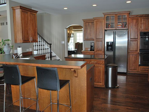 4th image of 2369 Kidwell Dr