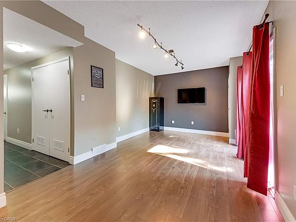 3rd image of 1990 Wavell St #74